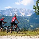 Hotel Patrix Hotel, Restaurant, Bar