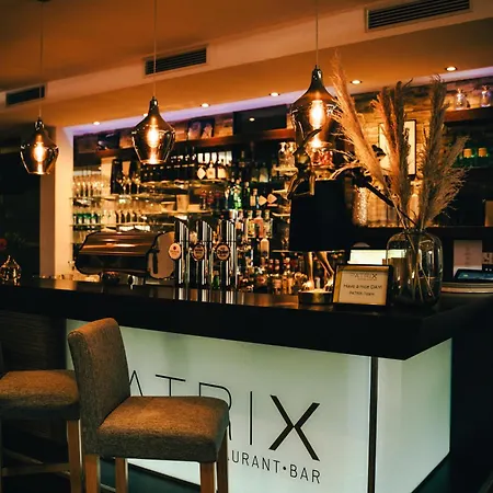 Patrix Hotel, Restaurant, Bar Hotel