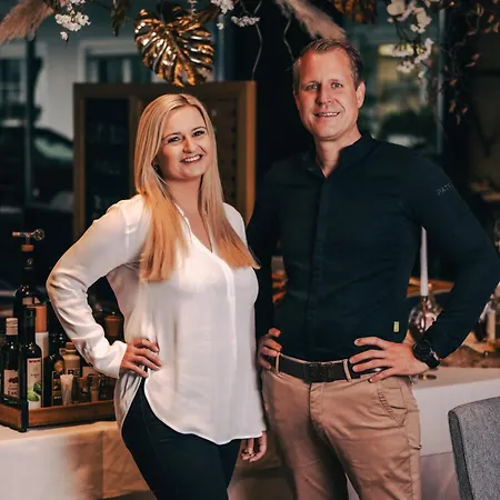 Hotel Patrix Hotel, Restaurant, Bar