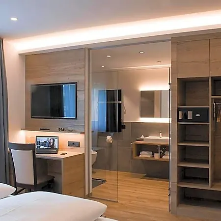 Hotel Patrix Hotel, Restaurant, Bar 4*