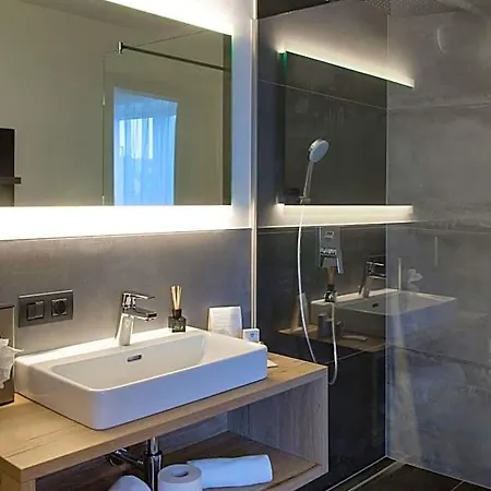 Hotel Patrix Hotel, Restaurant, Bar 4*