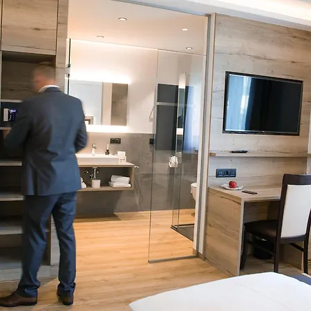 Patrix Hotel, Restaurant, Bar Ξενοδοχείο *