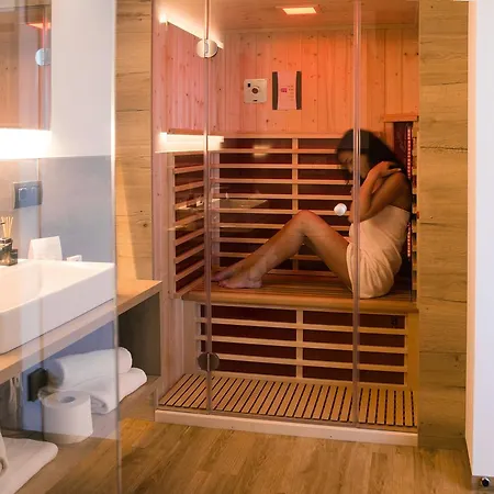 Hotel Patrix Hotel, Restaurant, Bar 4*