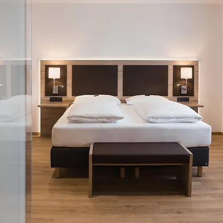 Hotel Patrix Hotel, Restaurant, Bar