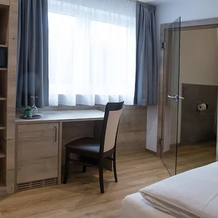 Patrix Hotel, Restaurant, Bar Hotel *