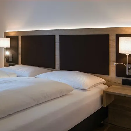 Patrix Hotel, Restaurant, Bar * Frankenburg am Hausruck