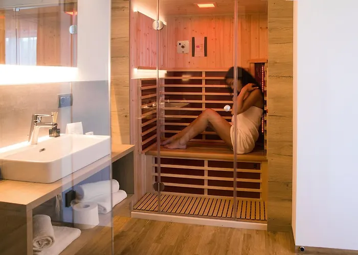 Hotel Patrix Hotel, Restaurant, Bar *