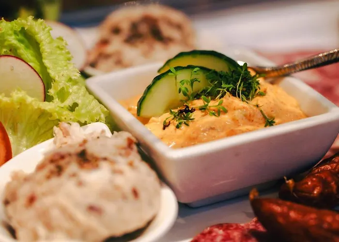 Patrix Hotel, Restaurant, Bar Hotel