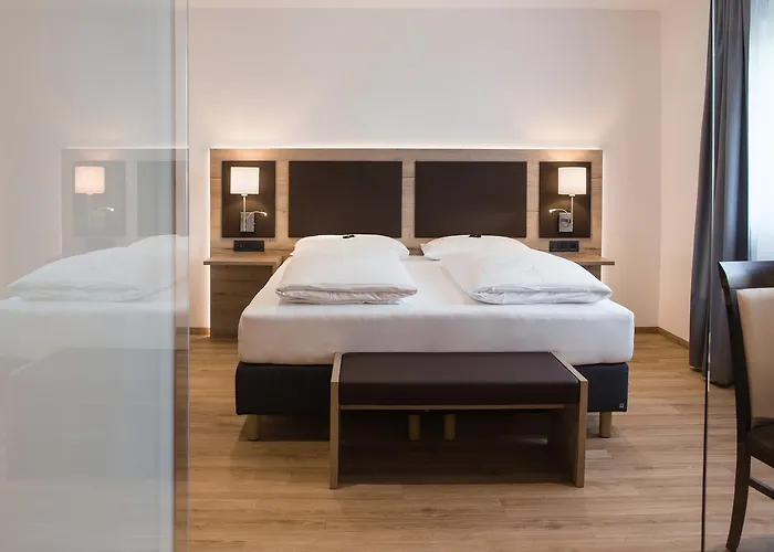 Hotel Patrix Hotel, Restaurant, Bar