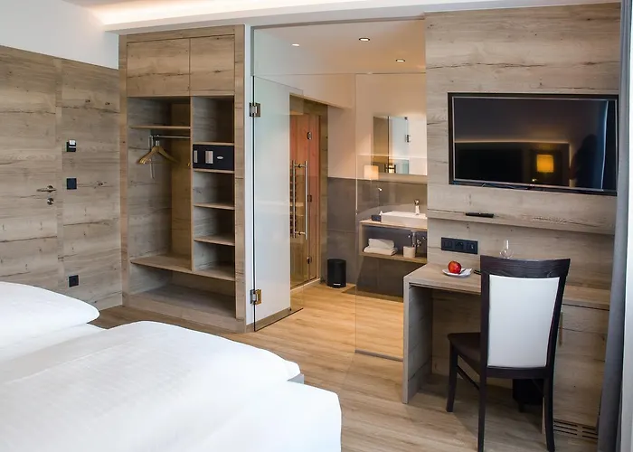 Hotel Patrix Hotel, Restaurant, Bar